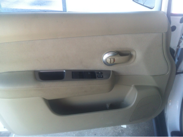 Nissan Versa 2007 photo 2