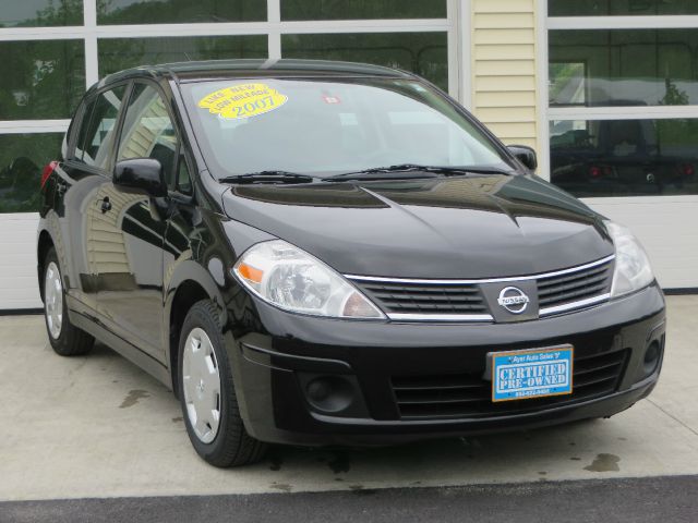 Nissan Versa 2007 photo 1