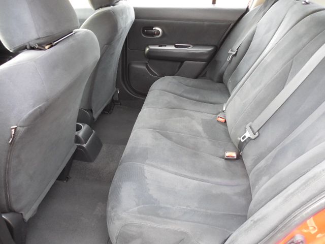 Nissan Versa 2007 photo 4