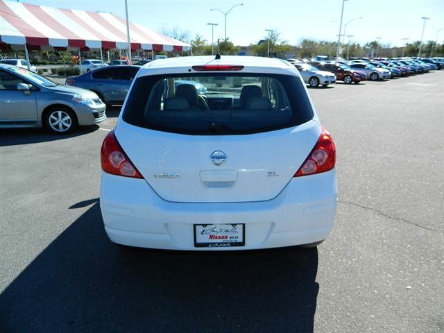 Nissan Versa 2007 photo 5