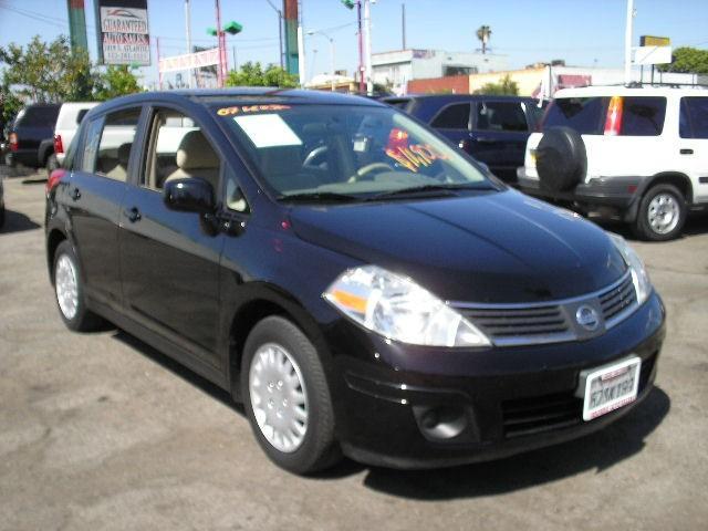 Nissan Versa E43 Hatchback