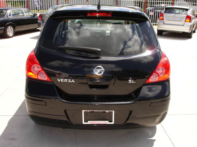 Nissan Versa 2007 photo 3