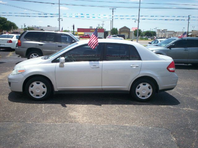 Nissan Versa 2007 photo 7