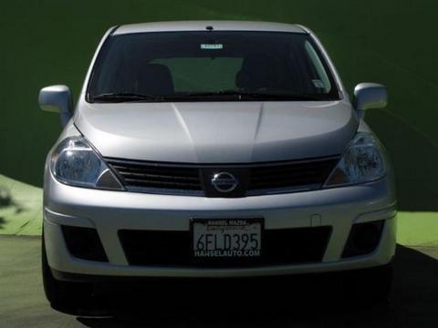 Nissan Versa 2008 photo 2