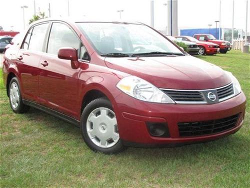 Nissan Versa Extended Cab Long Box 4-wheel Drive SLE Other