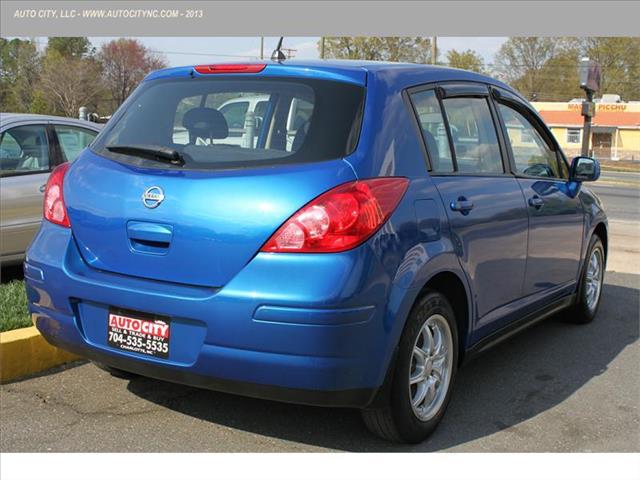 Nissan Versa Unknown Hatchback