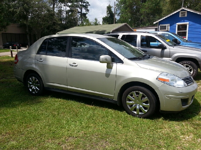 Nissan Versa 2008 photo 1