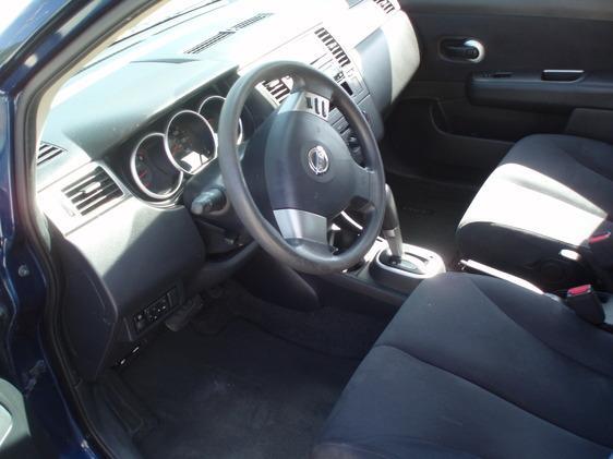 Nissan Versa 2008 photo 1