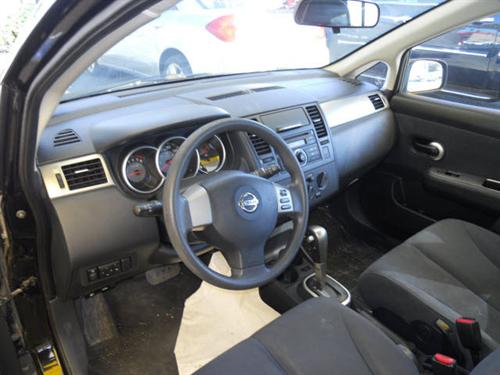Nissan Versa 2008 photo 3