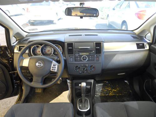 Nissan Versa 2008 photo 5