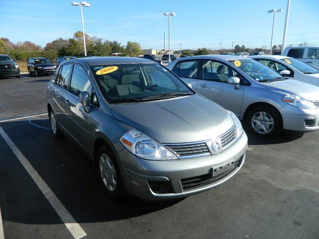 Nissan Versa 2009 photo 5
