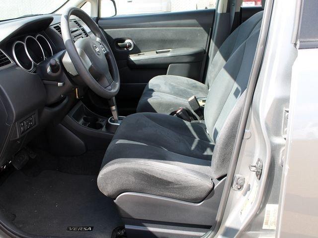 Nissan Versa 2009 photo 1