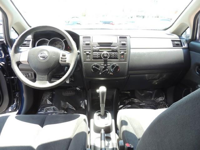 Nissan Versa E43 Hatchback