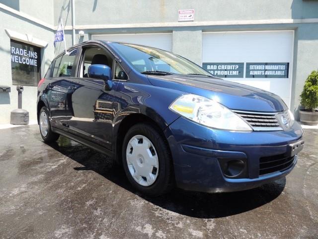 Nissan Versa 2009 photo 10