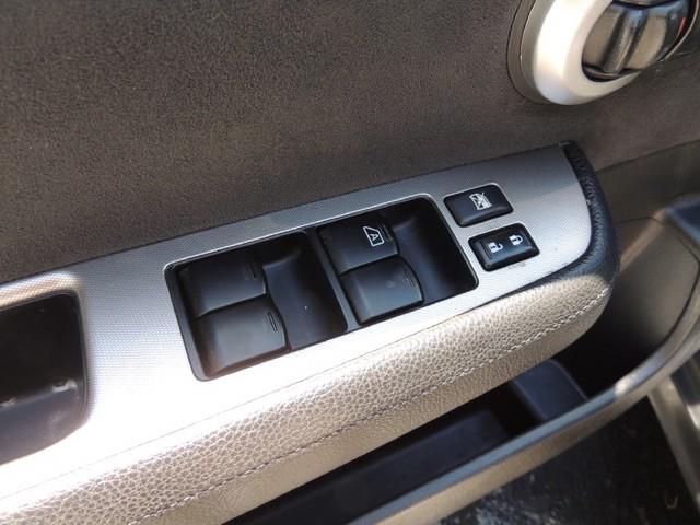 Nissan Versa 2009 photo 17