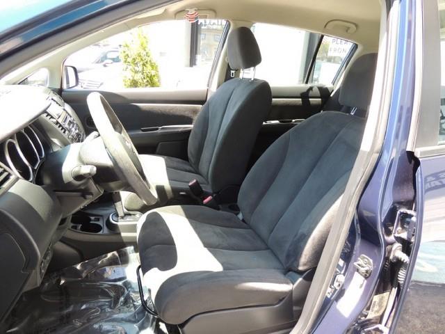 Nissan Versa 2009 photo 24