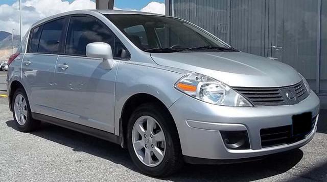 Nissan Versa 2009 photo 3
