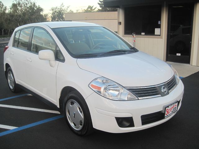 Nissan Versa 2009 photo 3