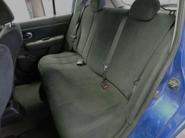 Nissan Versa 2009 photo 7