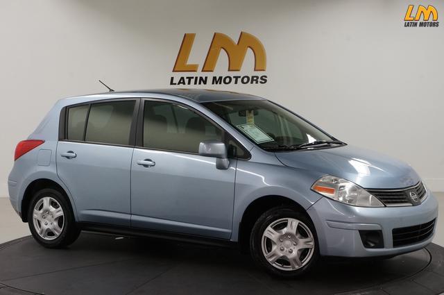 Nissan Versa 2009 photo 4