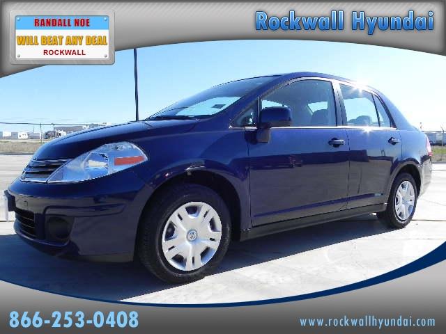 Nissan Versa Unknown Sedan