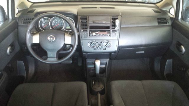 Nissan Versa EX-L Sedan AT With Navigation Sedan