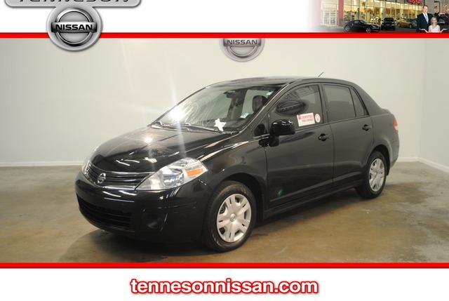 Nissan Versa 2011 photo 1