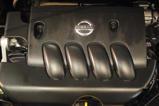 Nissan Versa 2011 photo 4