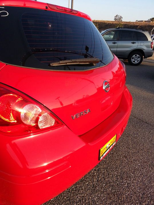 Nissan Versa 2011 photo 10