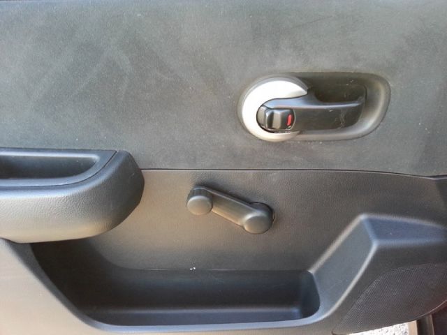 Nissan Versa 2011 photo 13