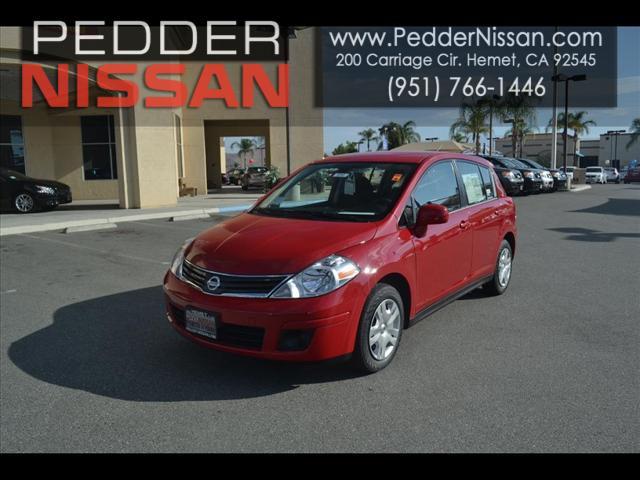 Nissan Versa Unknown Hatchback