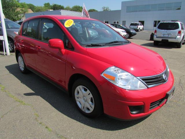 Nissan Versa 2012 photo 3