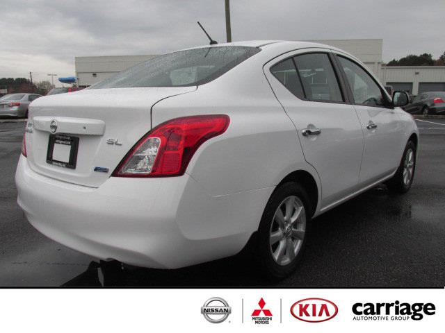 Nissan Versa 2012 photo 1