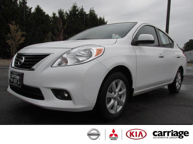 Nissan Versa 2012 photo 4