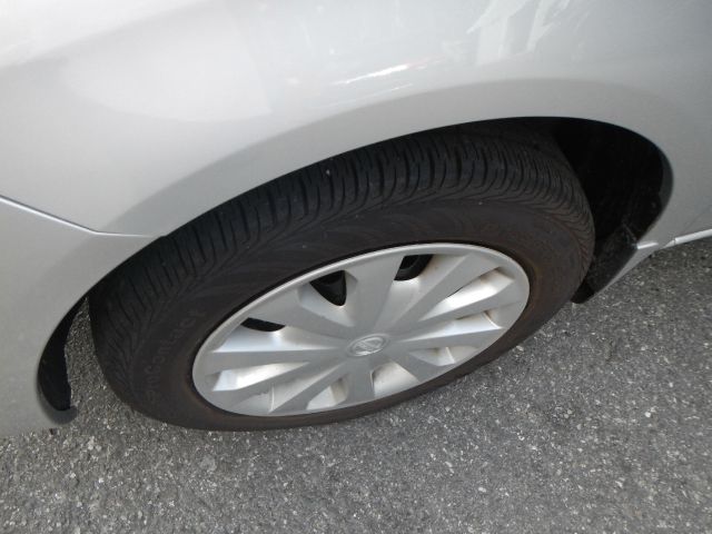 Nissan Versa 2012 photo 1