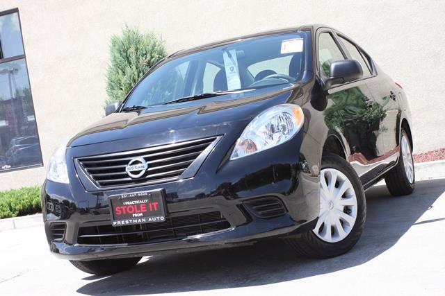Nissan Versa 2012 photo 3