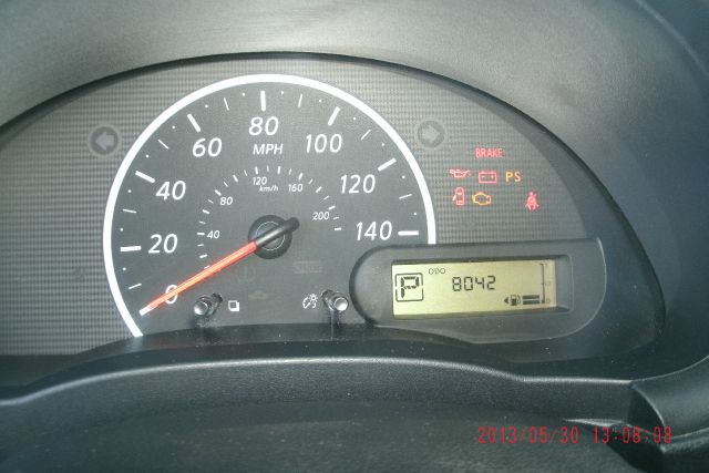 Nissan Versa 2012 photo 3