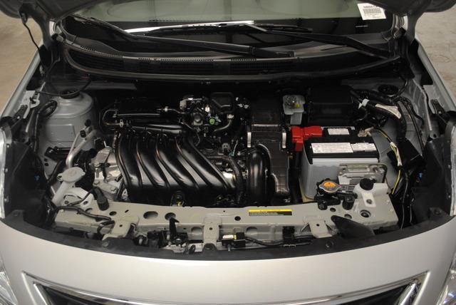 Nissan Versa 2012 photo 17