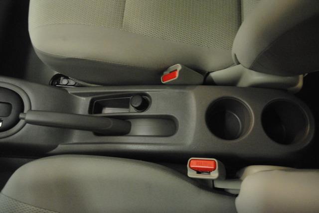 Nissan Versa 2012 photo 20