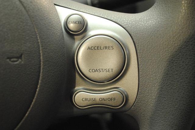 Nissan Versa 2012 photo 25