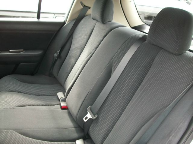Nissan Versa 2012 photo 2