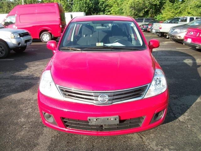 Nissan Versa E43 Hatchback