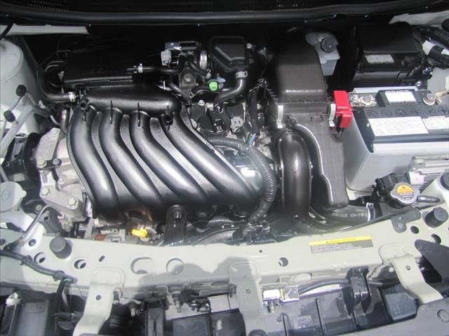 Nissan Versa 2012 photo 13