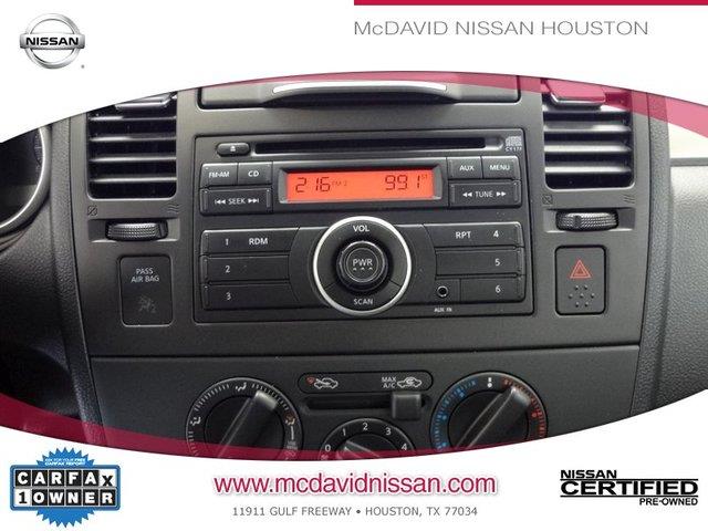 Nissan Versa 2012 photo 3