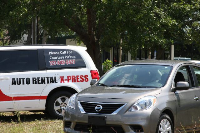 Nissan Versa 2013 photo 3