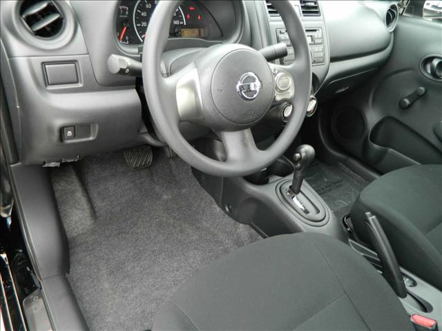 Nissan Versa 2014 photo 2