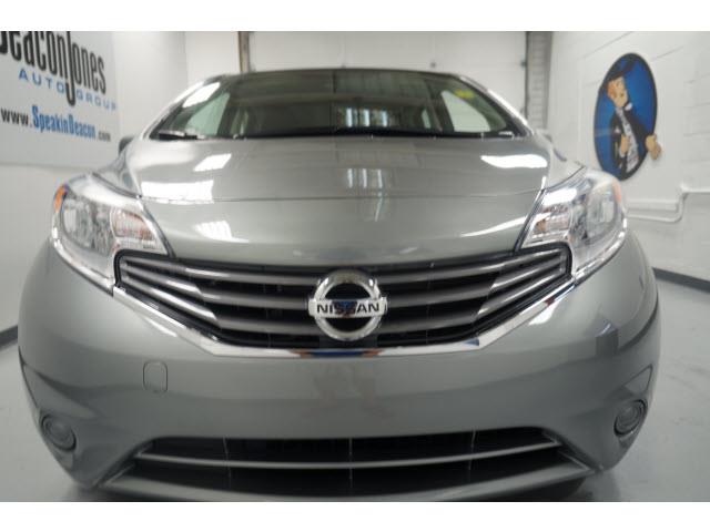 Nissan Versa Note 4.6L Eddie Bauer Hatchback