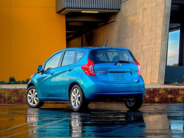 Nissan Versa Note 2014 photo 2