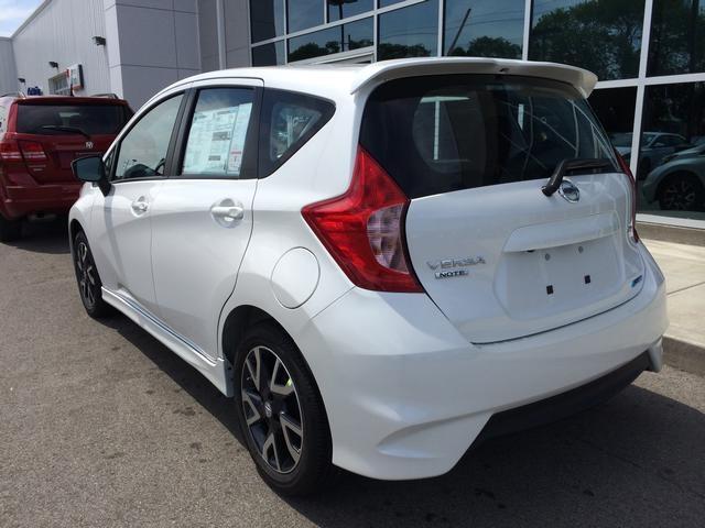 Nissan Versa Note 2015 photo 1