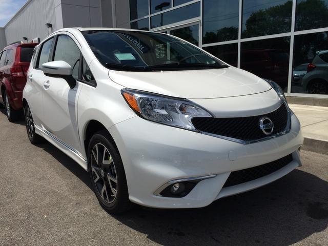 Nissan Versa Note 2015 photo 4